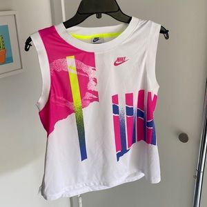 Nike Tennis Challenge Court sleeveless top